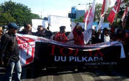 Demo Tolak Pilkada, Serbu DPRD Surabaya