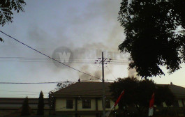 Asap PG Asembagus Cemari Rumah Warga