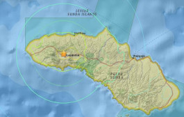 Gempa Sumba Barat Putuskan Komunikasi