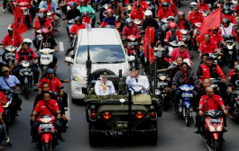 PDIP Serahkan Risma-Whisnu Ke Warga Surabaya